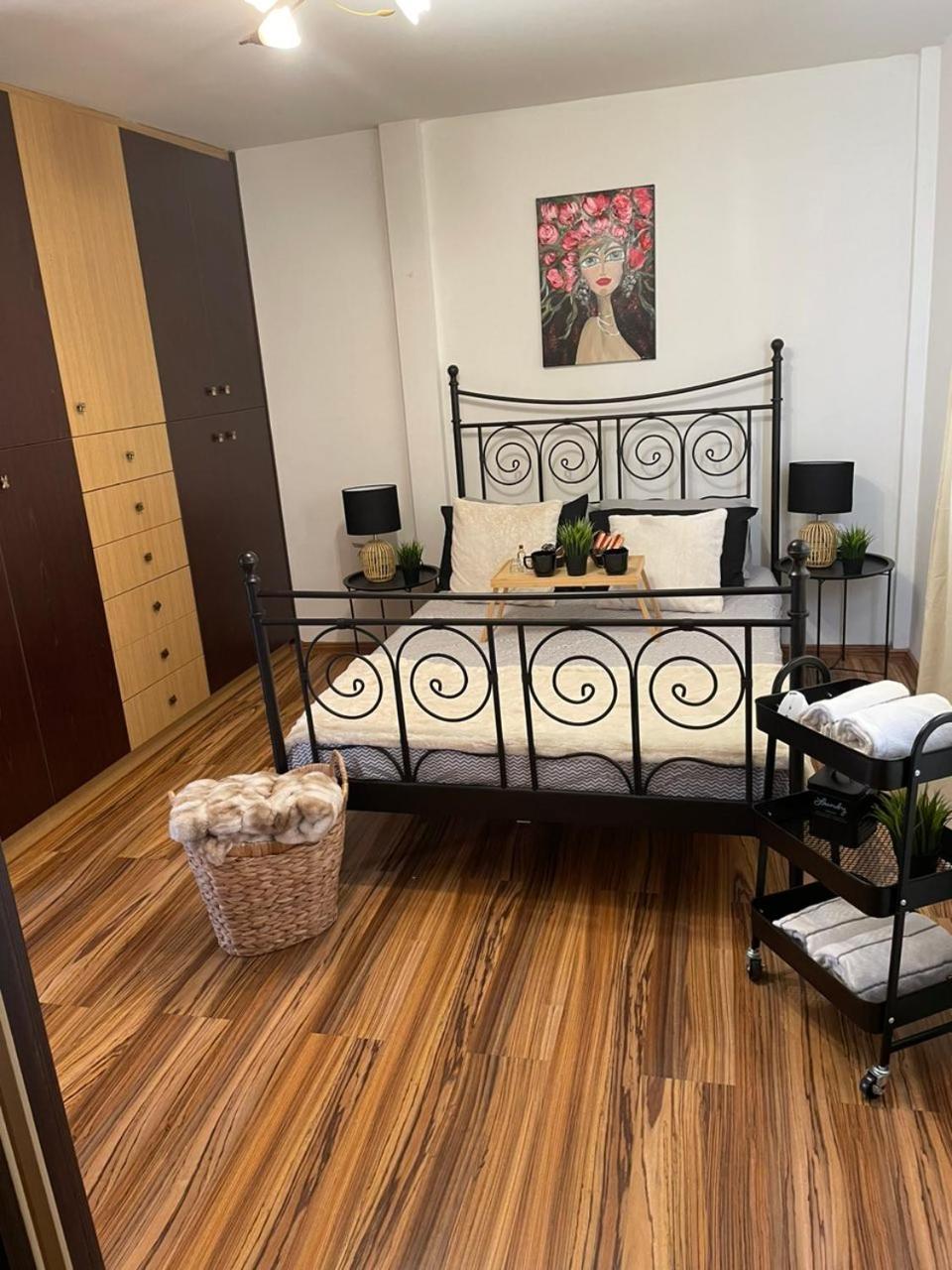 Cocomelo Apts 3 Luxury Heraklion  ภายนอก รูปภาพ