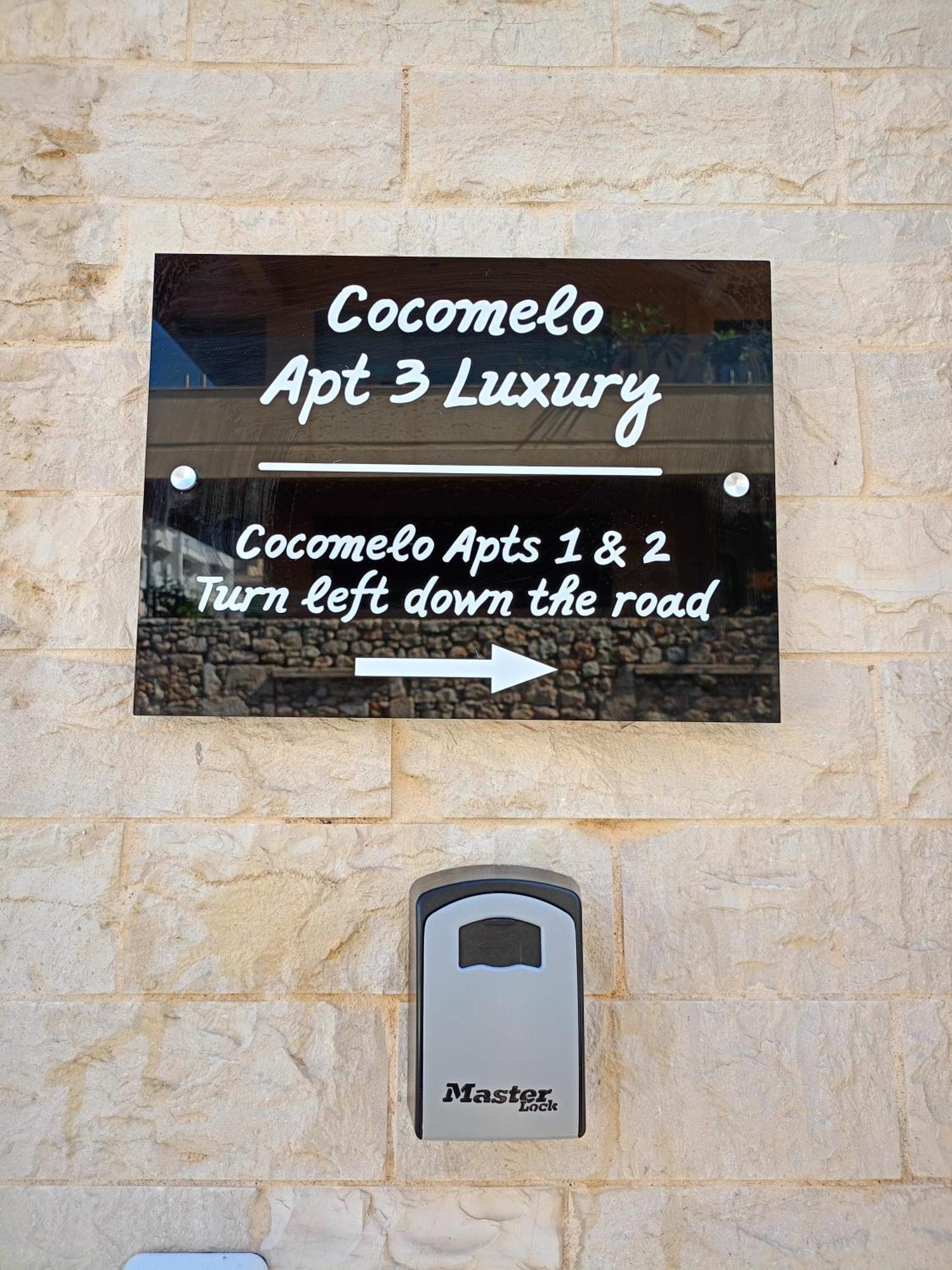 Cocomelo Apts 3 Luxury Heraklion  ภายนอก รูปภาพ