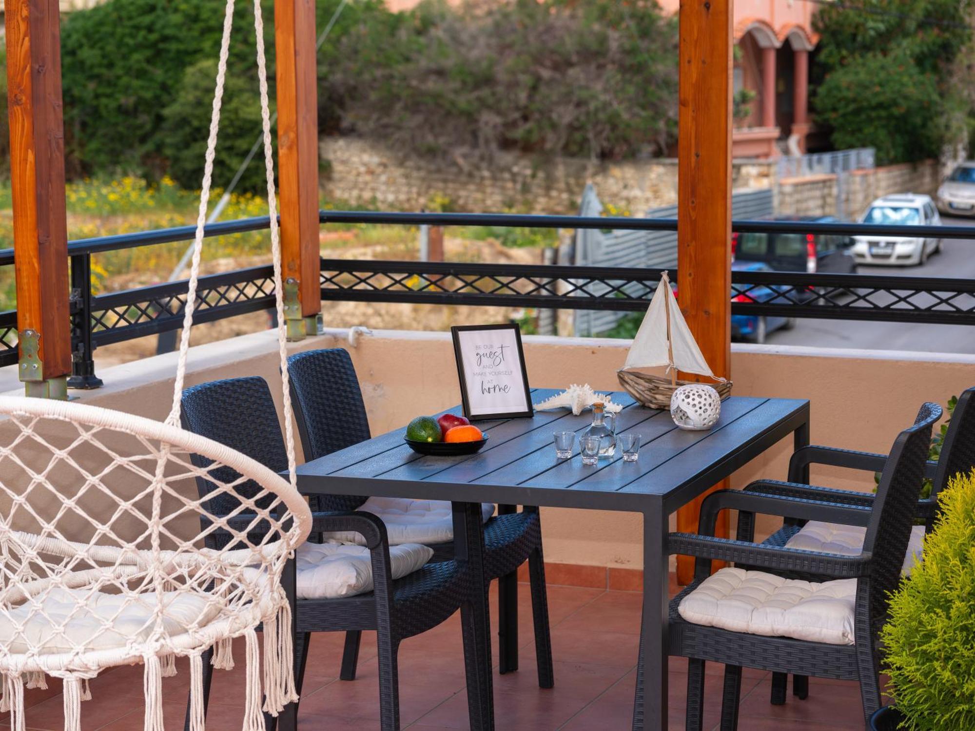 Cocomelo Apts 3 Luxury Heraklion  ภายนอก รูปภาพ